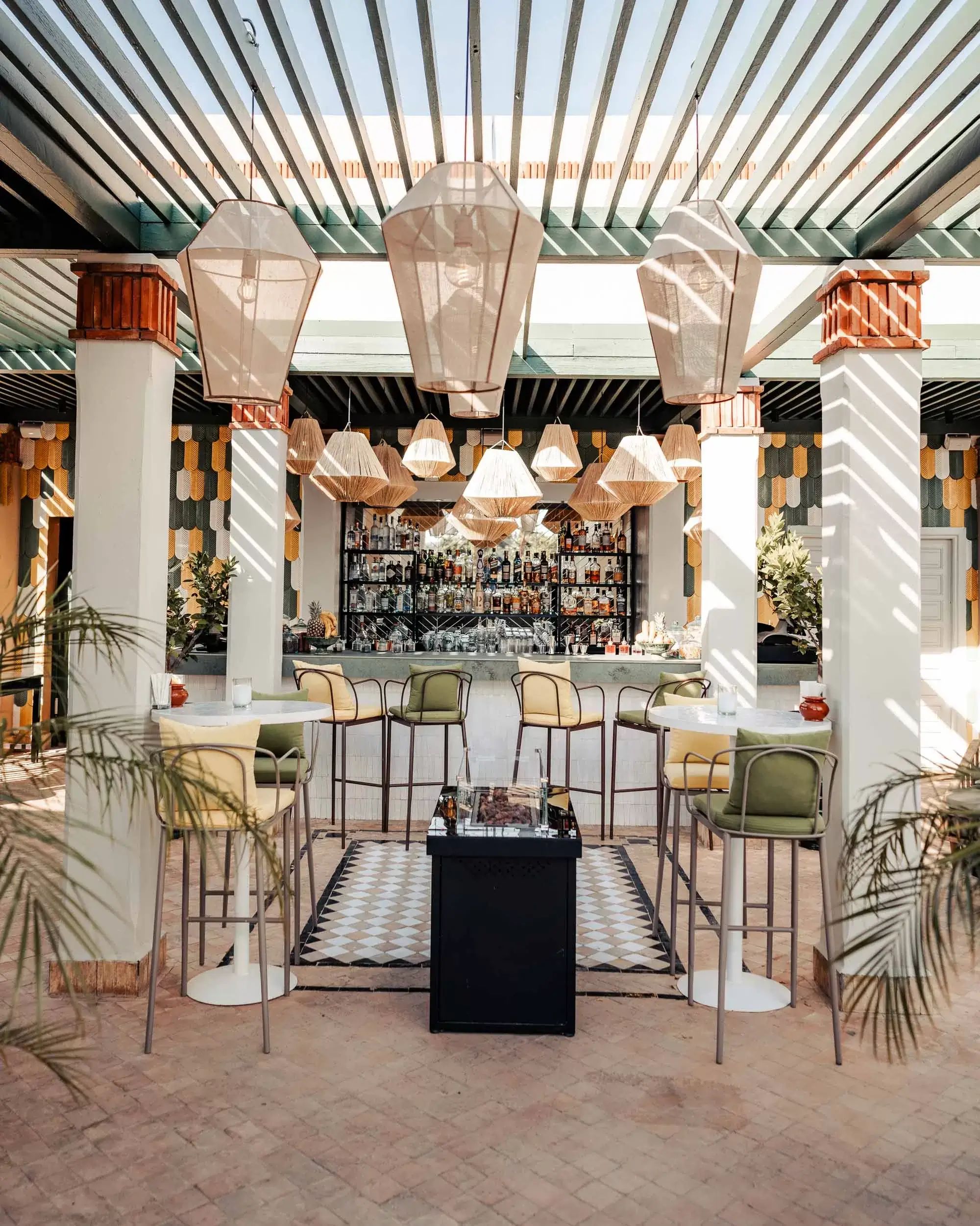 Zest Rooftop Bar - Four Seasons 1