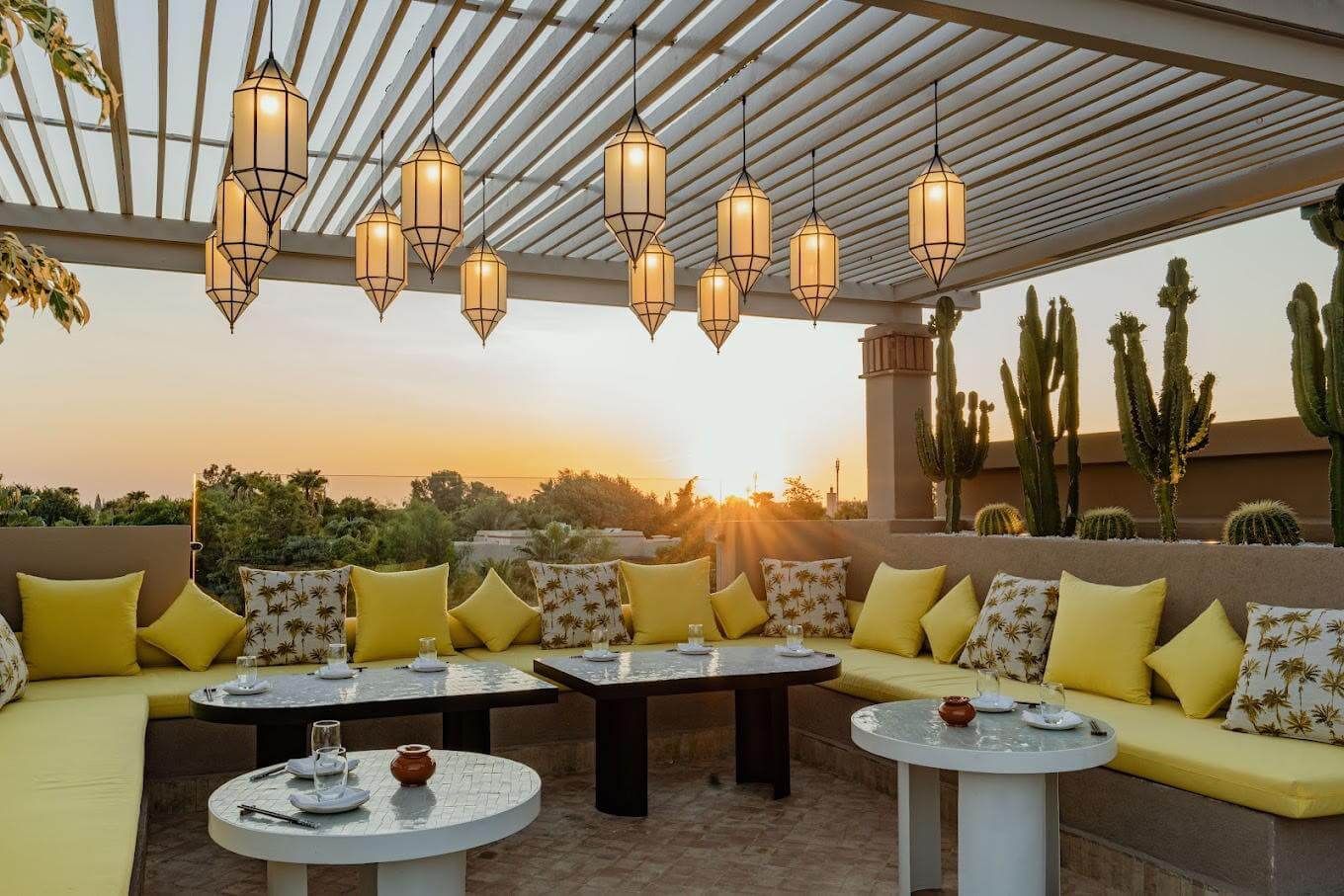 Zest Rooftop Bar - Four Seasons 2