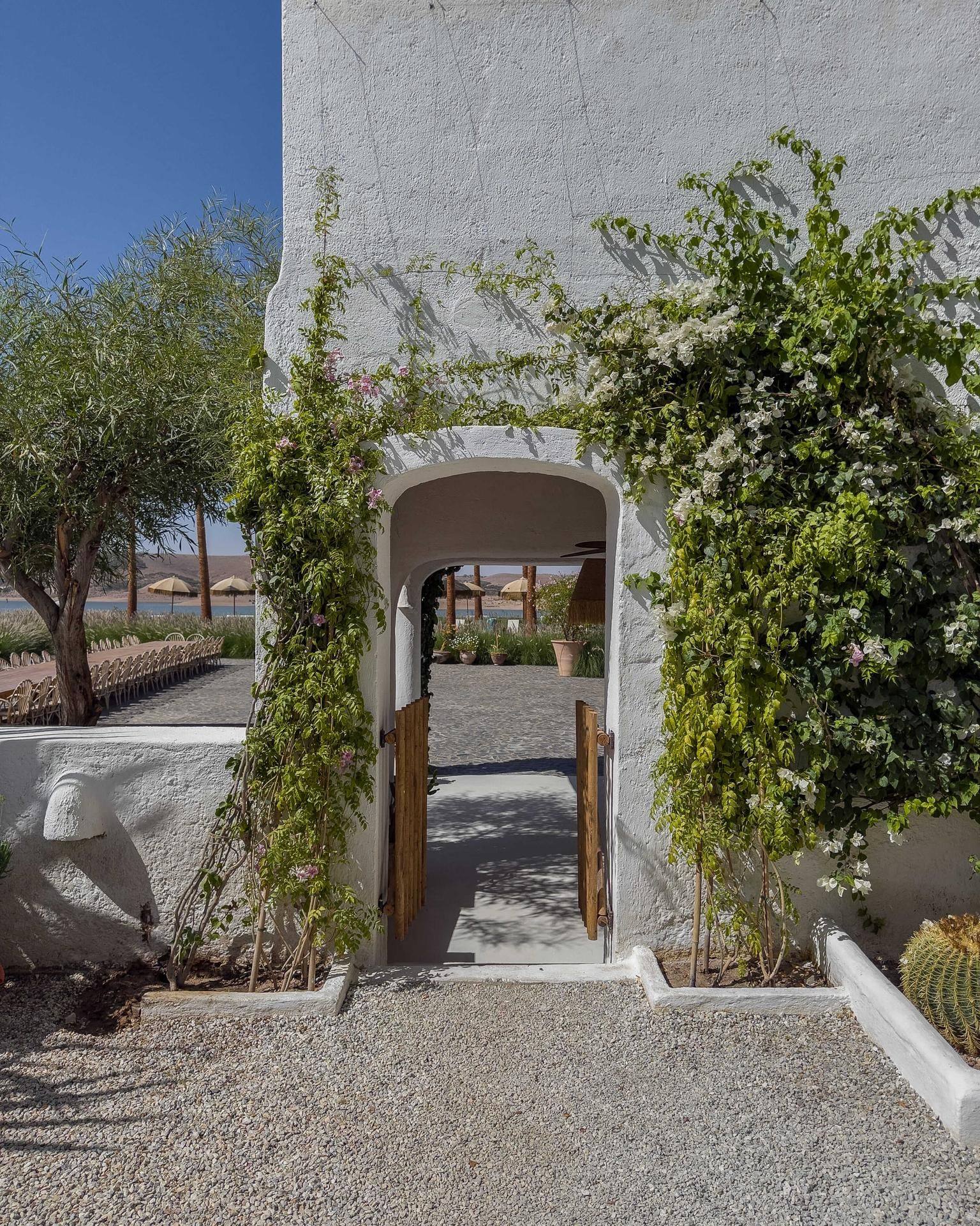 Pure House On The Lake 8