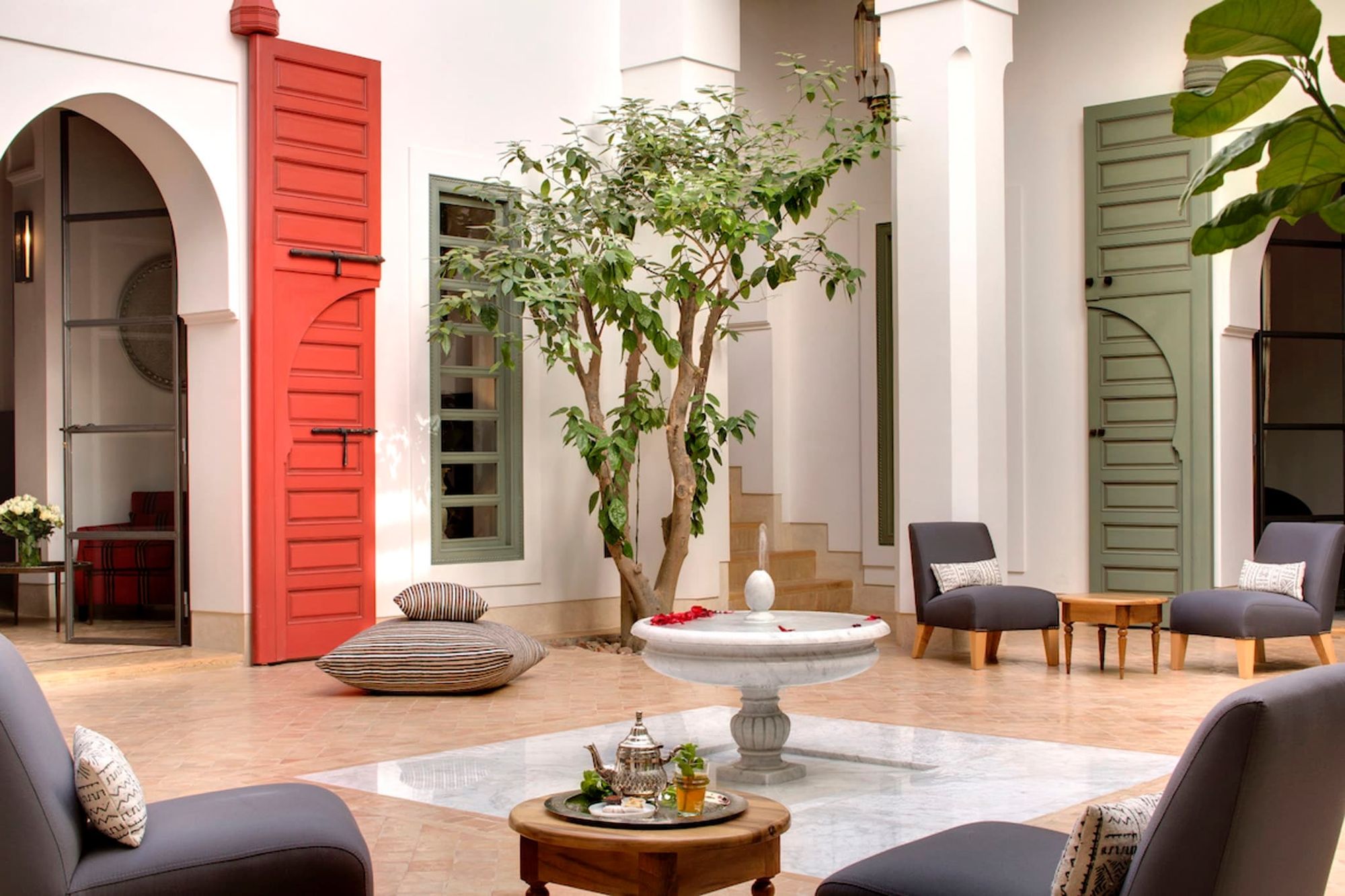 Riad Antara 2