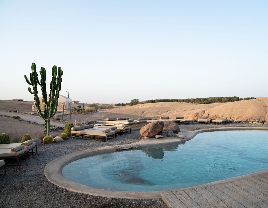 Inara Pool 4