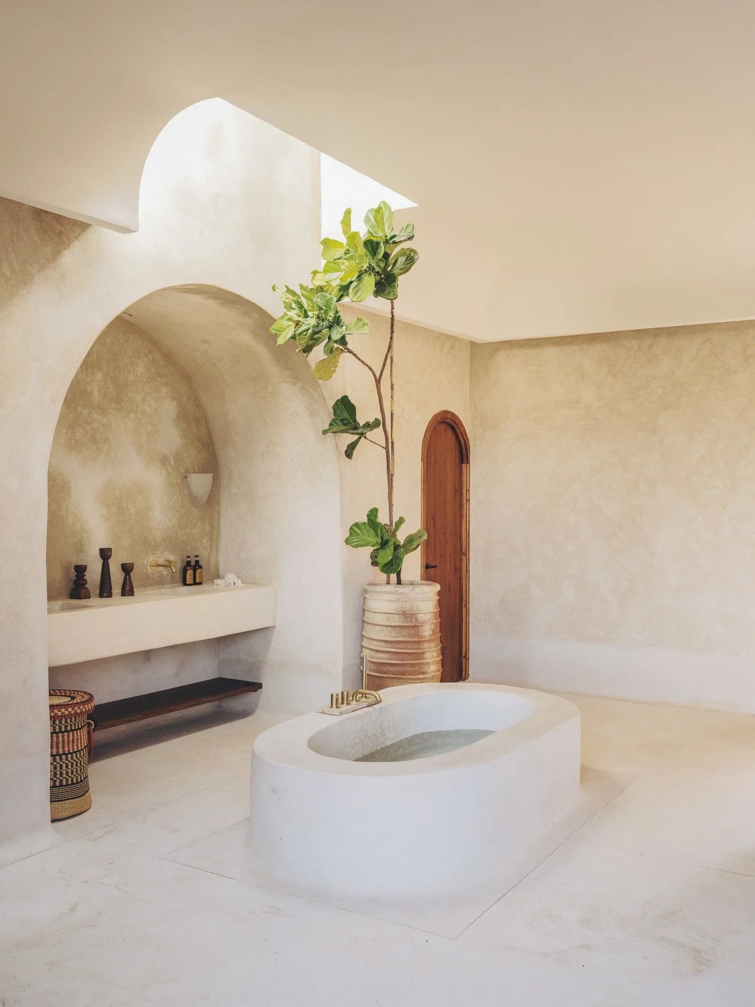Double-height arches and the hammam-style shower