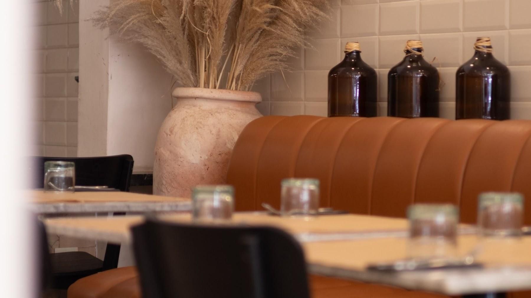 Cantine Mouton Noir 13