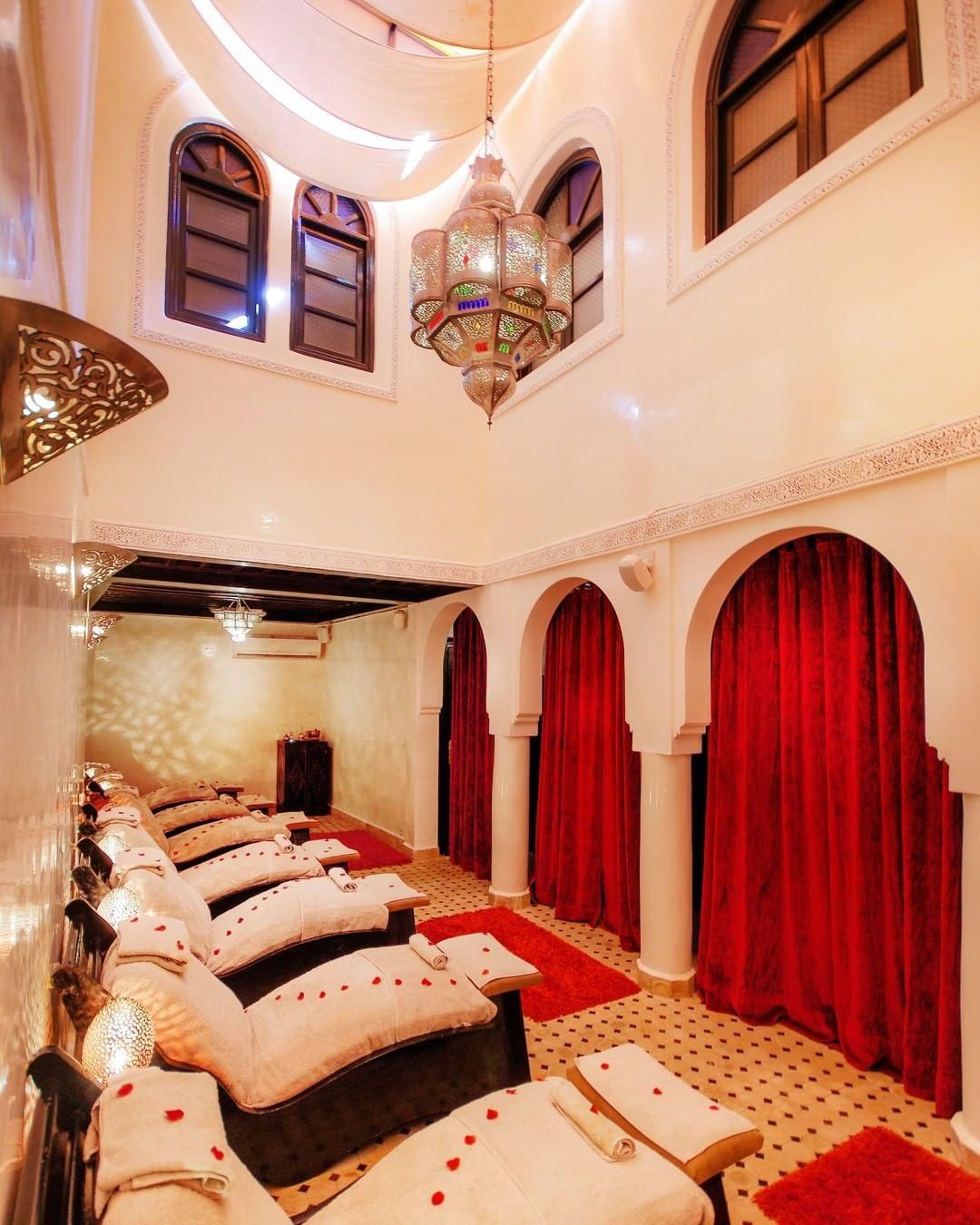 Les Bains de l'Alhambra 2